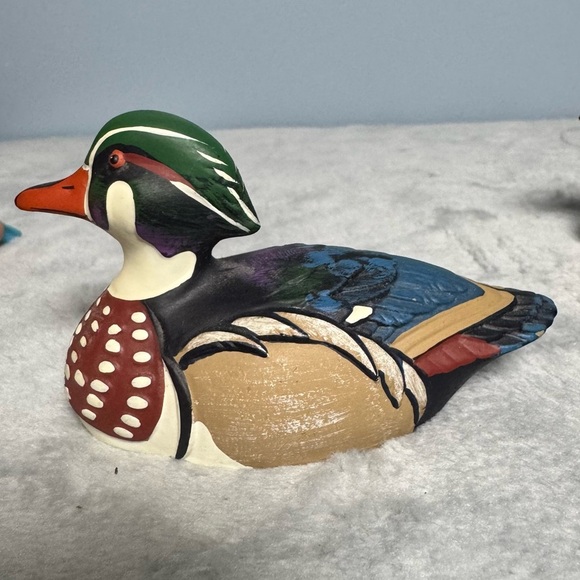 Pair of Vintage Avon 1984 Wood Duck Figure Collector Duck Series – Hand Painted - Picture 4 of 15